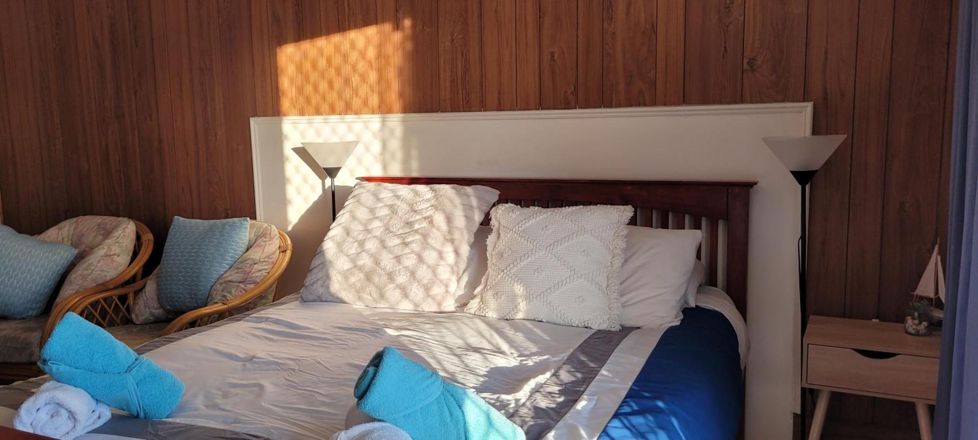 Bamboo Motor Inn Lakes Entrance Extérieur photo