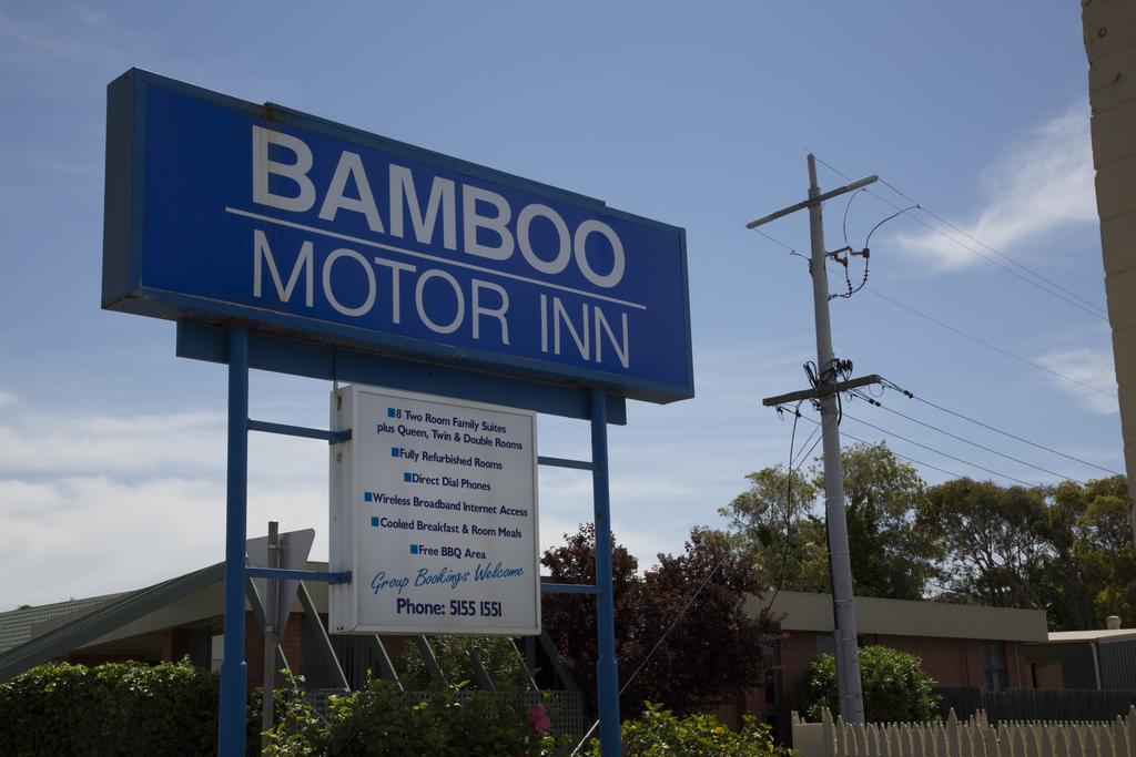 Bamboo Motor Inn Lakes Entrance Extérieur photo